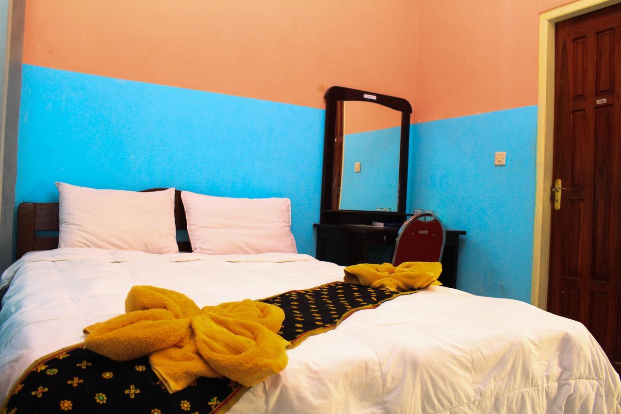Hotel Edelweis 2 Bajawa Kamer foto
