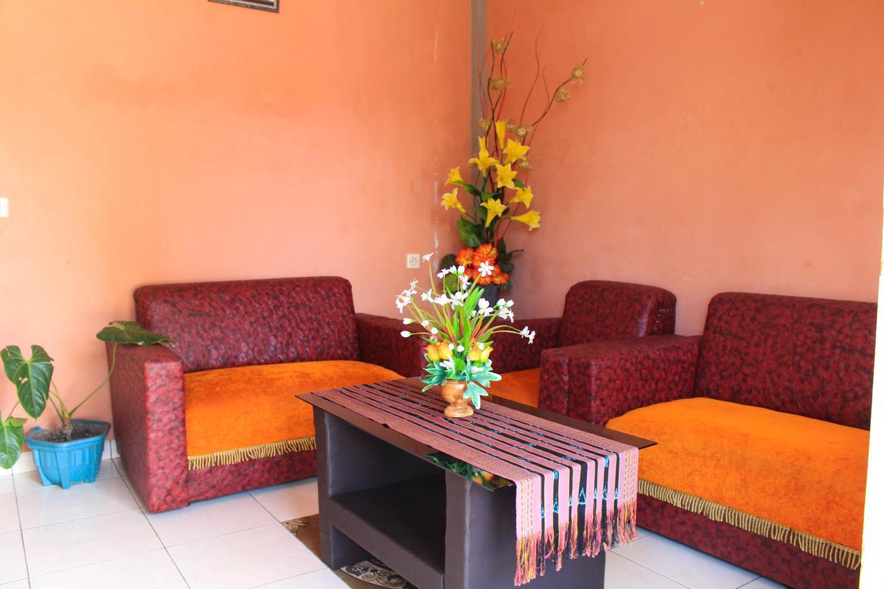 Hotel Edelweis 2 Bajawa Kamer foto